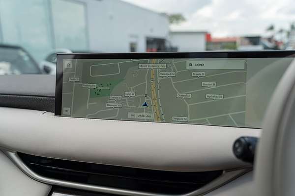 2025 MG IM6 Platinum S12L