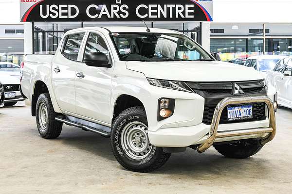 2020 Mitsubishi Triton GLX ADAS MR 4X4