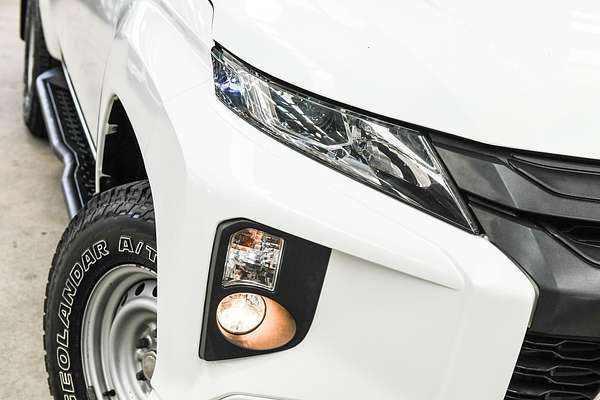 2020 Mitsubishi Triton GLX ADAS MR 4X4