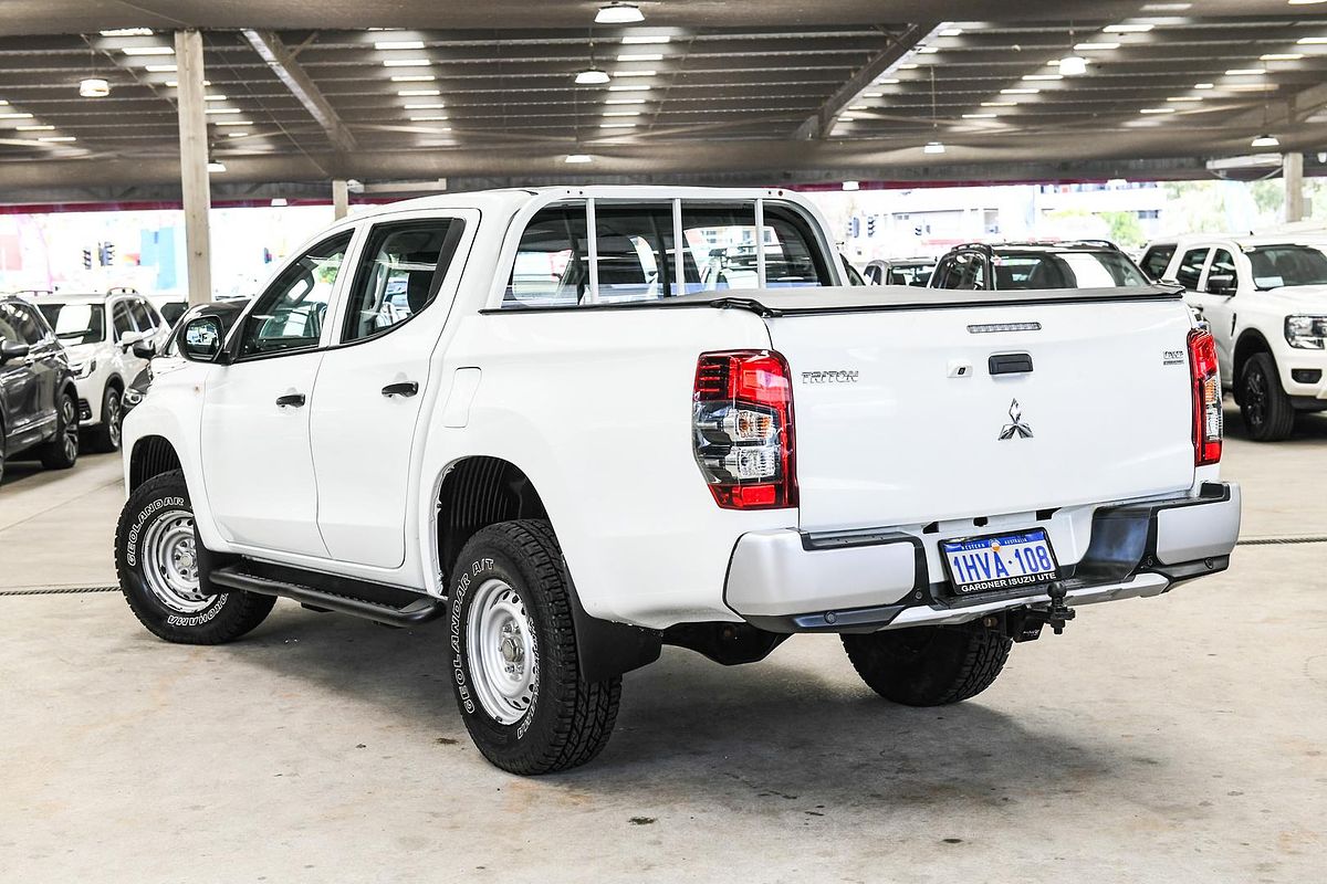 2020 Mitsubishi Triton GLX ADAS MR 4X4