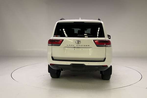 2023 Toyota Landcruiser GXL FJA300R