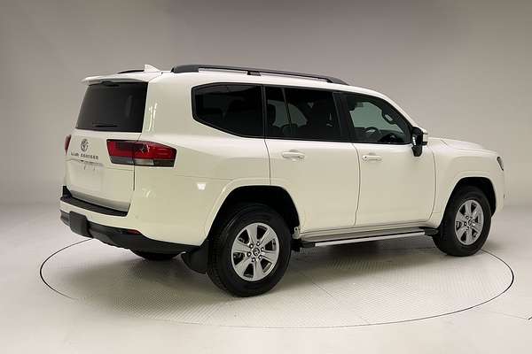 2023 Toyota Landcruiser GXL FJA300R