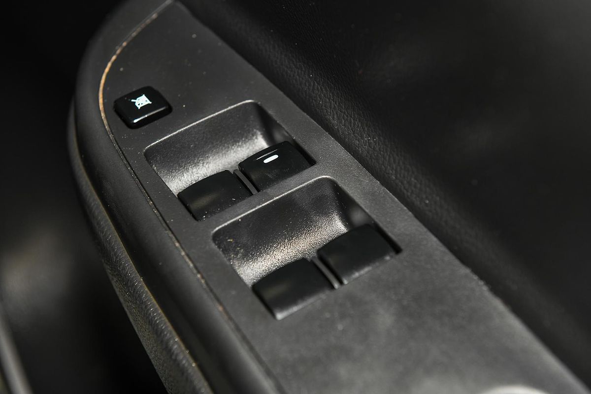 2020 Mitsubishi Triton GLX ADAS MR 4X4