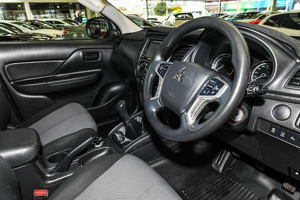 2020 Mitsubishi Triton GLX ADAS MR 4X4