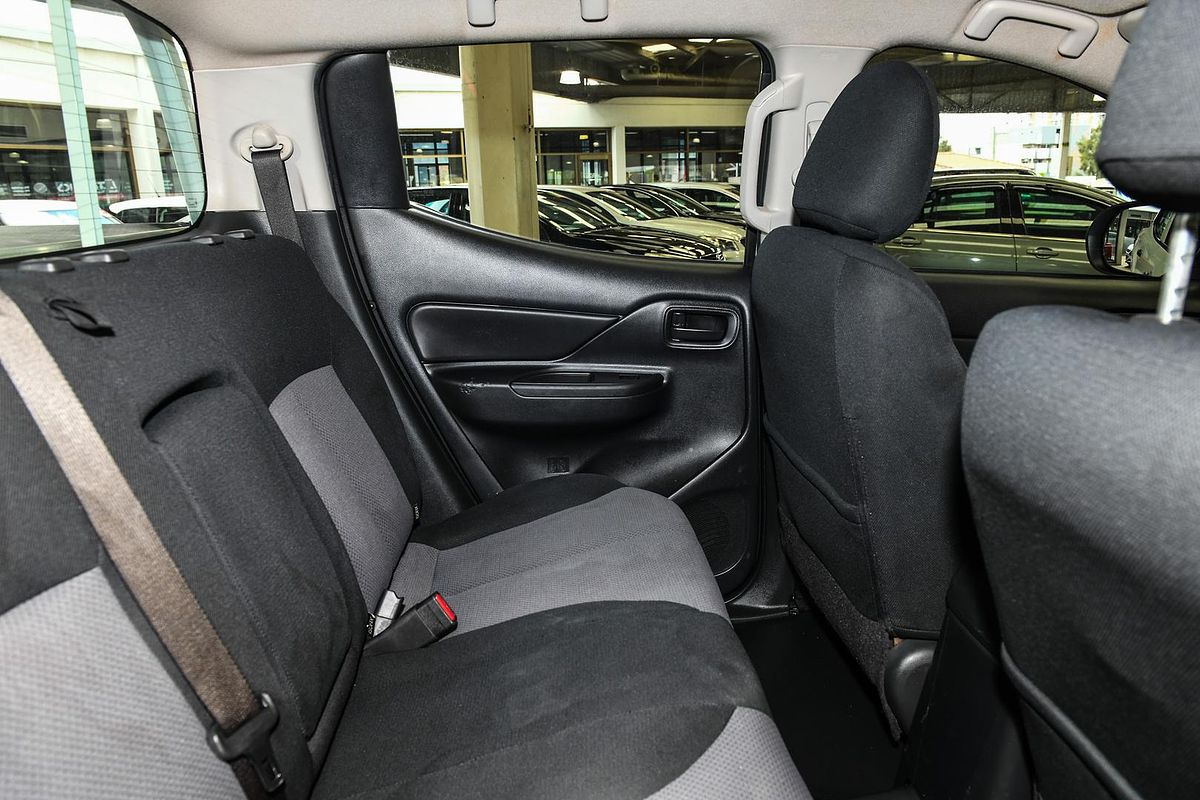 2020 Mitsubishi Triton GLX ADAS MR 4X4