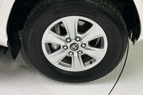 2023 Toyota Landcruiser GXL FJA300R