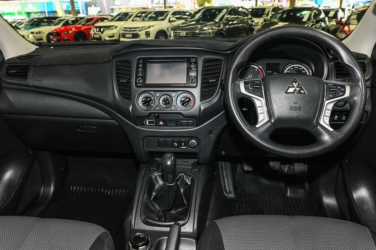 2020 Mitsubishi Triton GLX ADAS MR 4X4