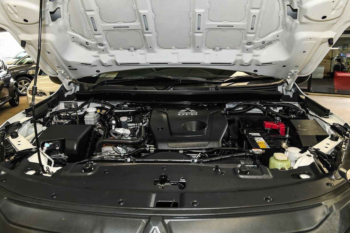 2020 Mitsubishi Triton GLX ADAS MR 4X4