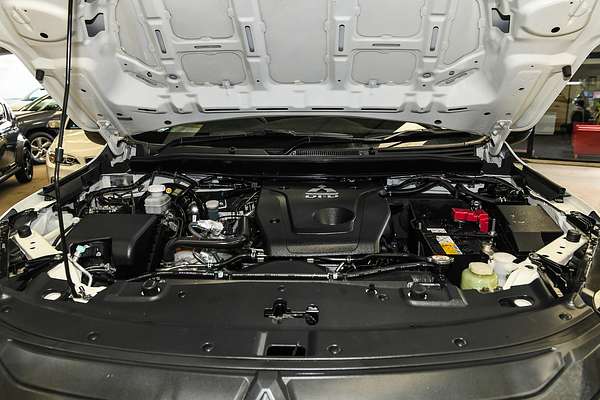 2020 Mitsubishi Triton GLX ADAS MR 4X4