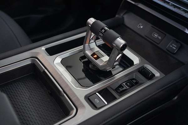 2025 MG MGU9 Explore EKK1C 4X4