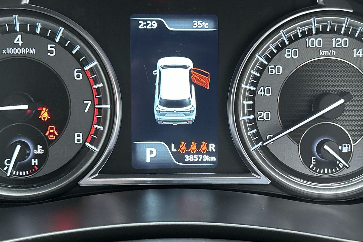 2023 Suzuki S-Cross GLX JYB