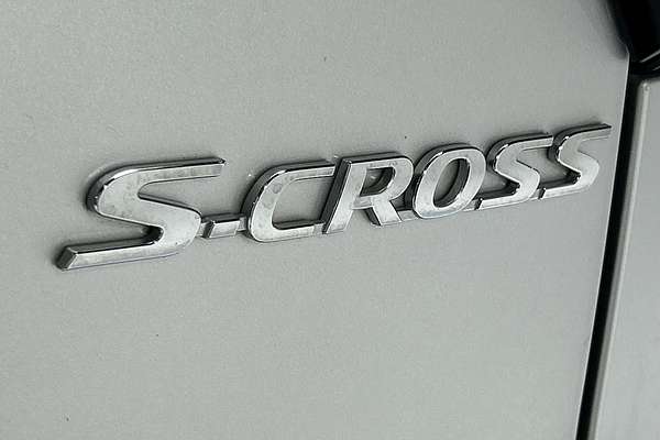 2023 Suzuki S-Cross GLX JYB