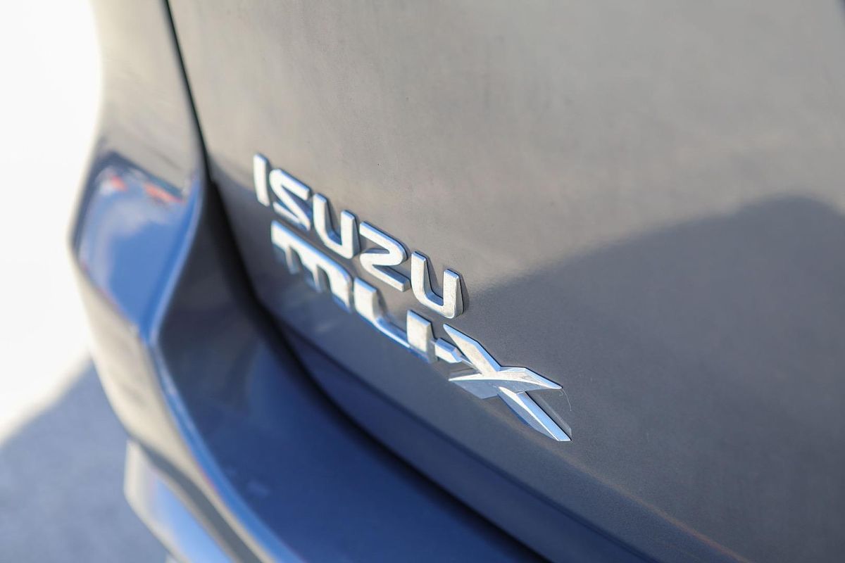 2018 Isuzu MU-X LS-T