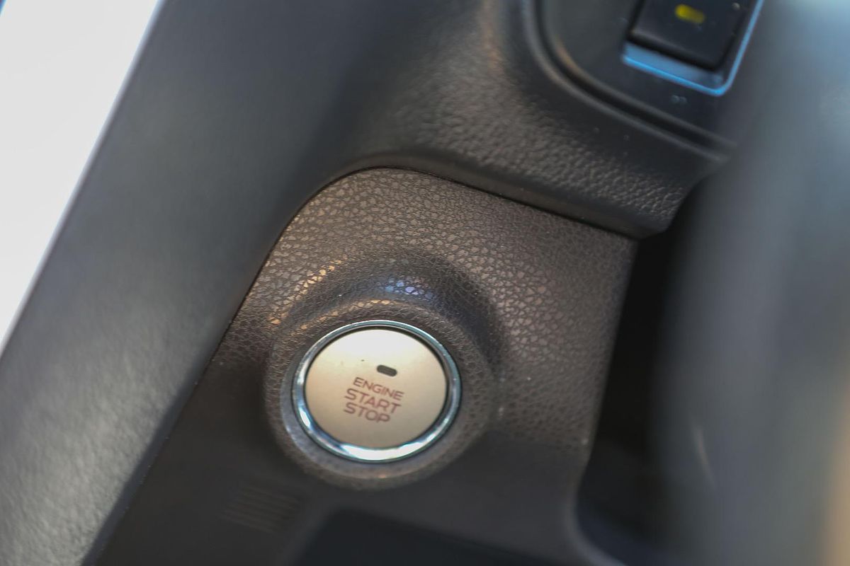 2018 Isuzu MU-X LS-T