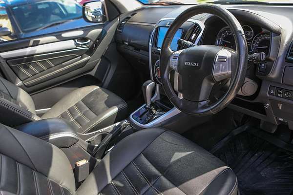 2018 Isuzu MU-X LS-T