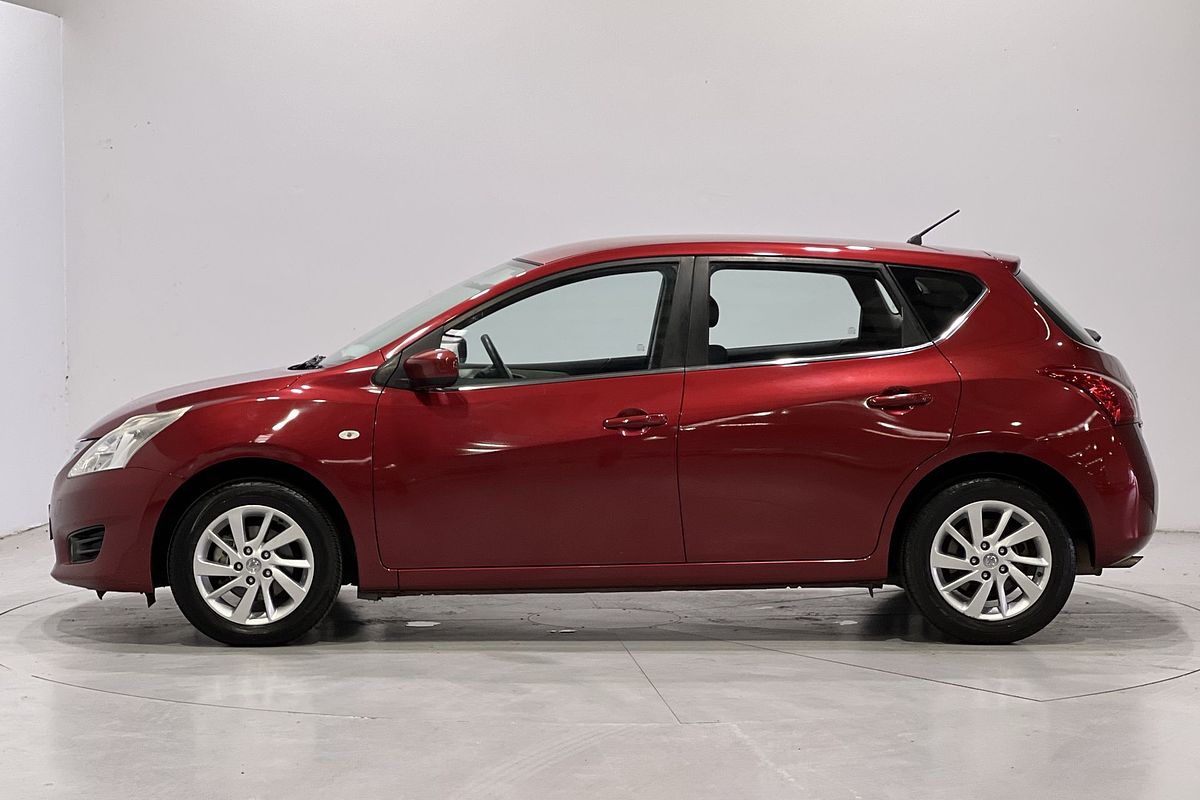 2015 Nissan Pulsar ST C12 Series 2