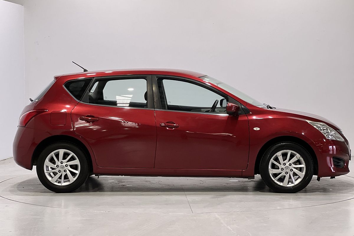 2015 Nissan Pulsar ST C12 Series 2