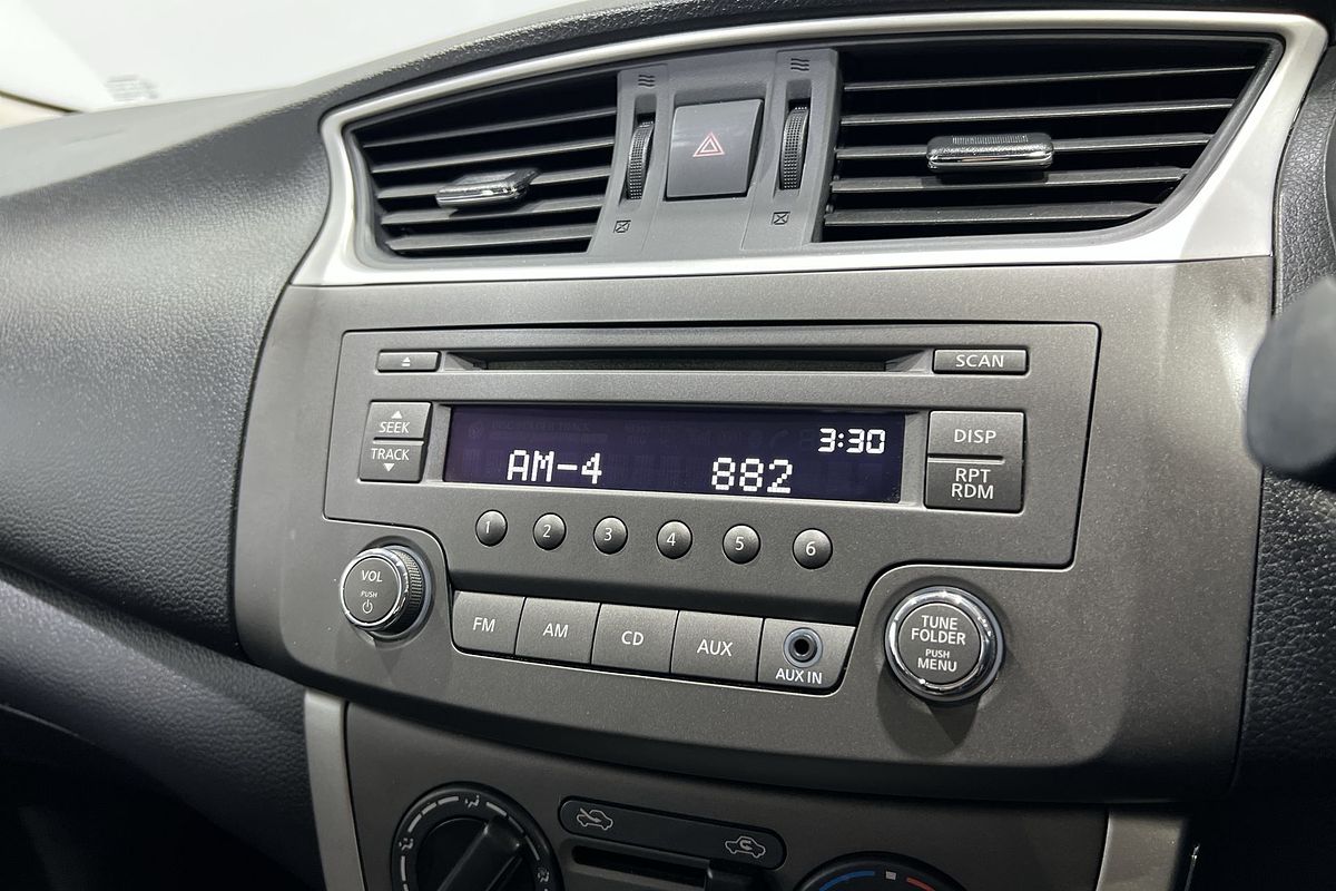 2015 Nissan Pulsar ST C12 Series 2