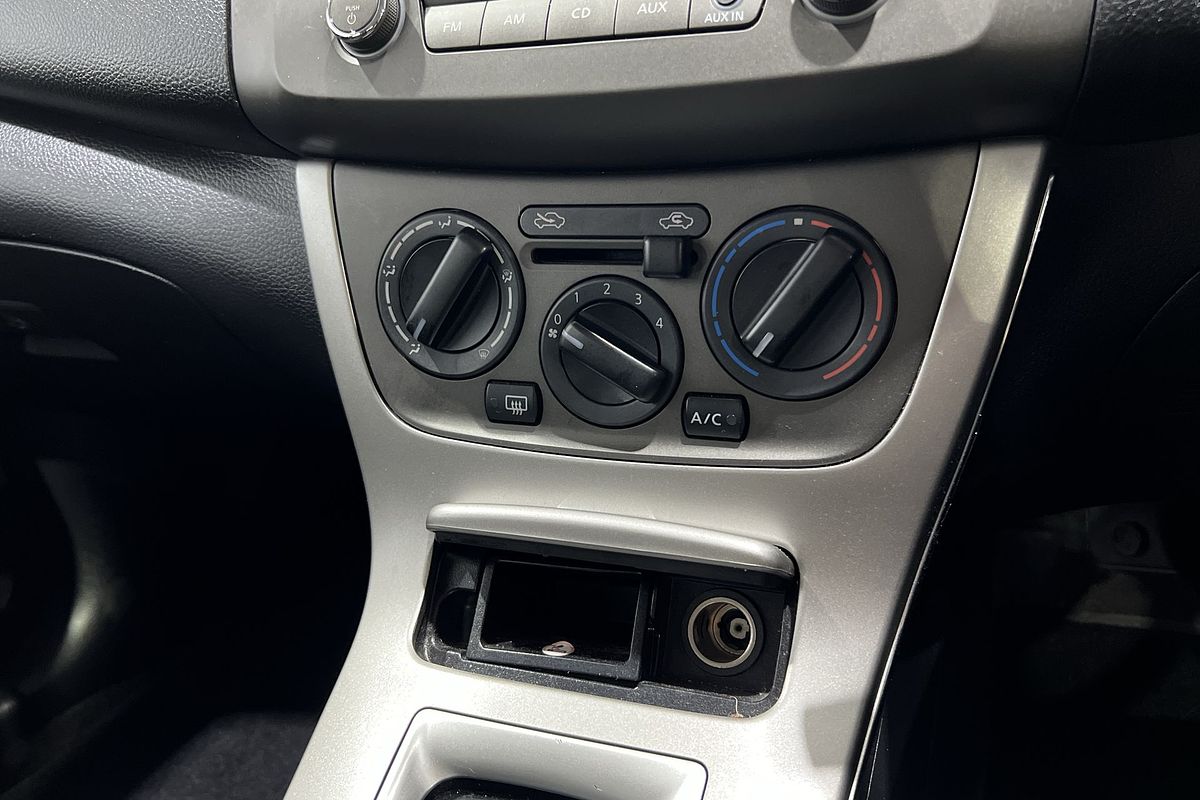 2015 Nissan Pulsar ST C12 Series 2