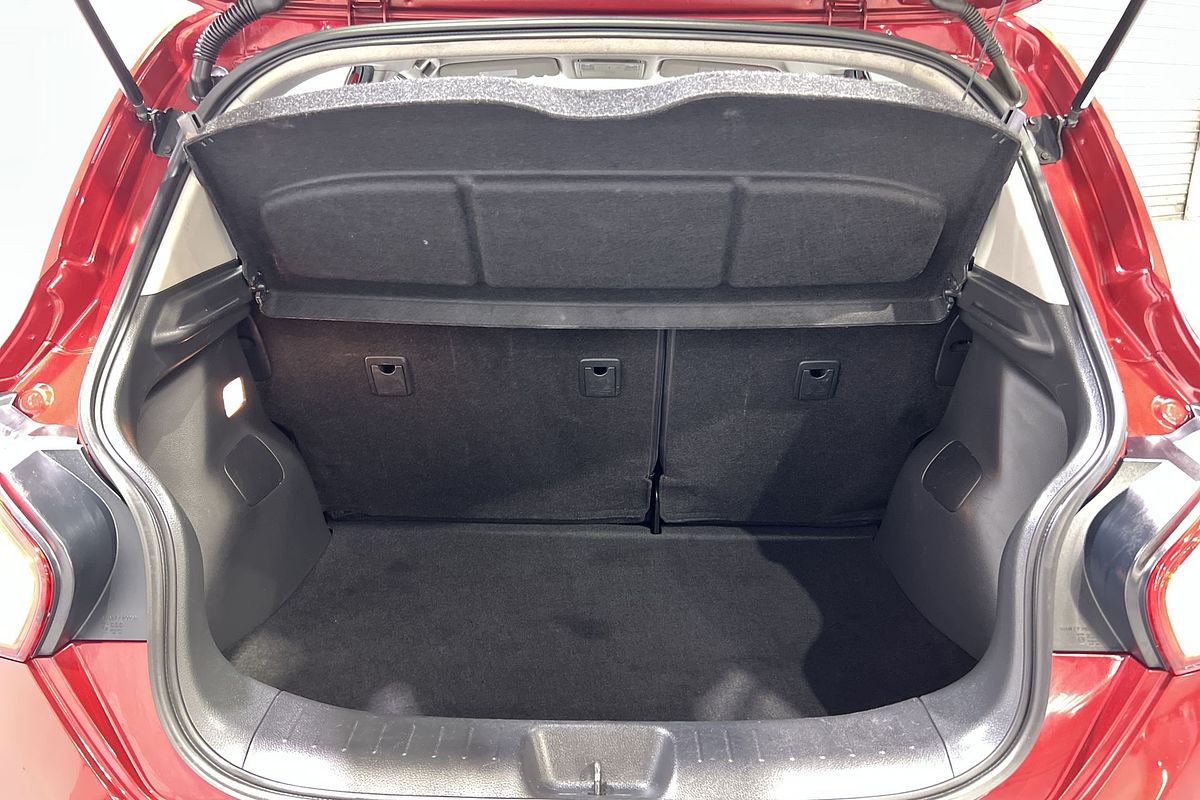 2015 Nissan Pulsar ST C12 Series 2