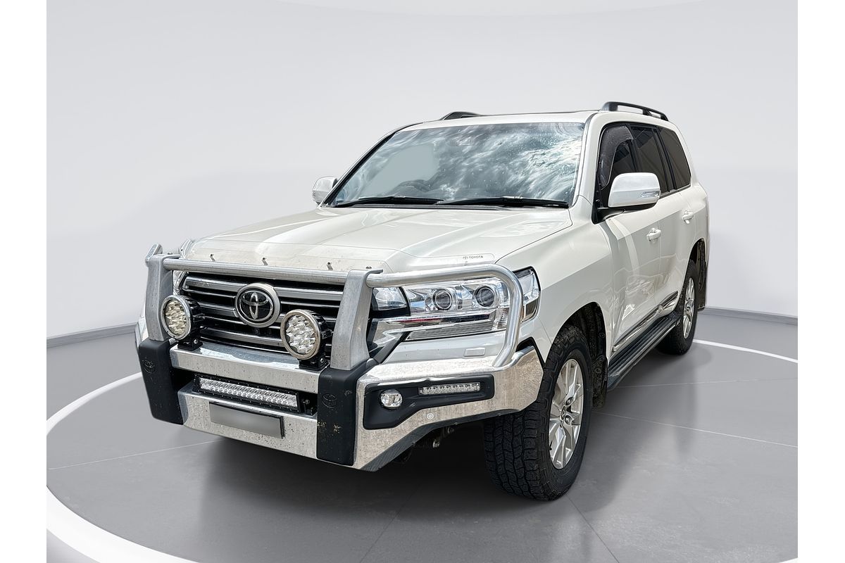 2017 Toyota Landcruiser Sahara VDJ200R