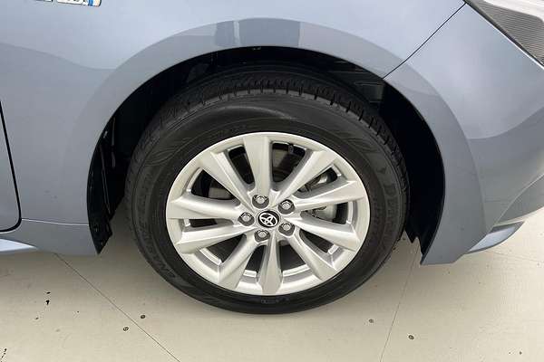 2024 Toyota Corolla SX Hybrid ZWE219R