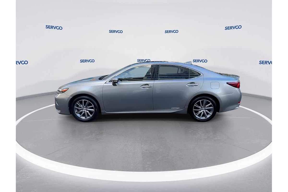 2016 Lexus ES Hybrid