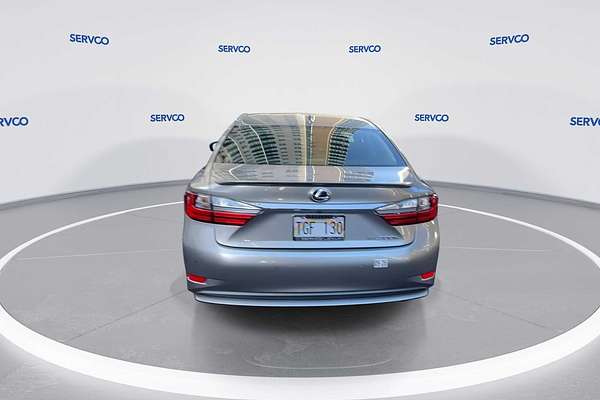 2016 Lexus ES Hybrid