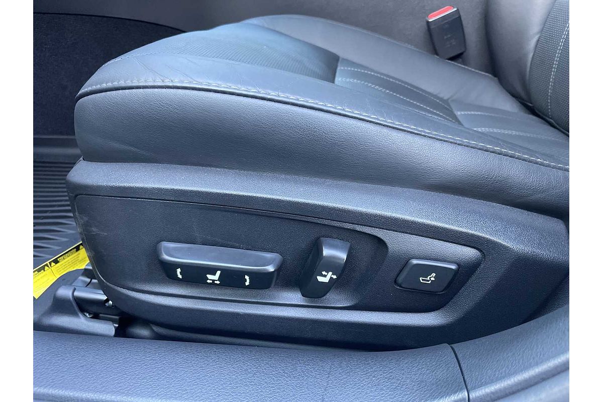 2016 Lexus ES Hybrid