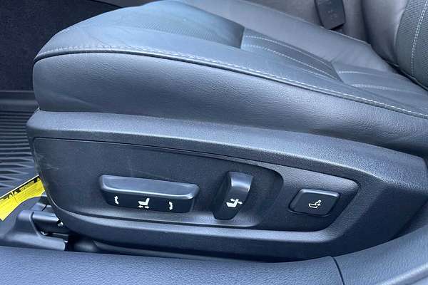 2016 Lexus ES Hybrid