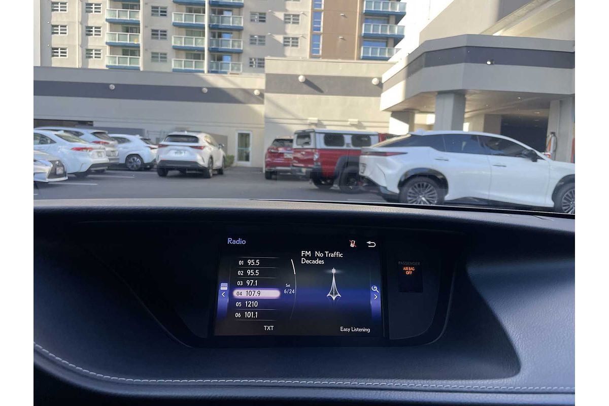 2016 Lexus ES Hybrid