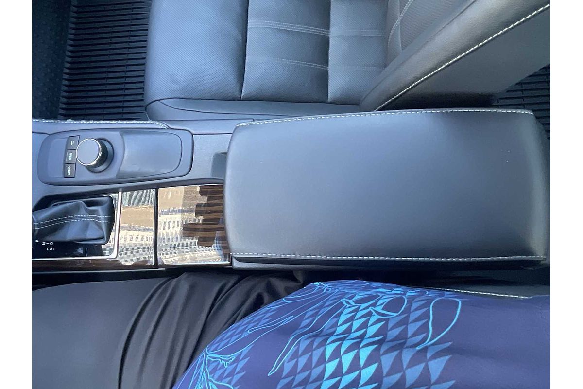 2016 Lexus ES Hybrid