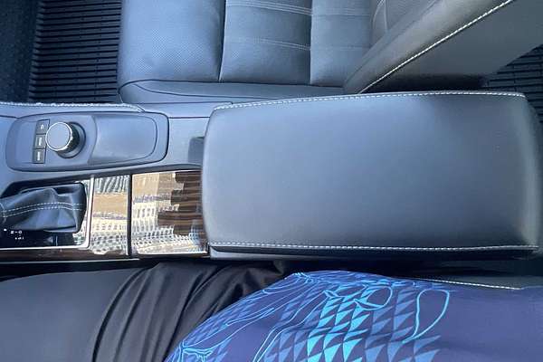 2016 Lexus ES Hybrid