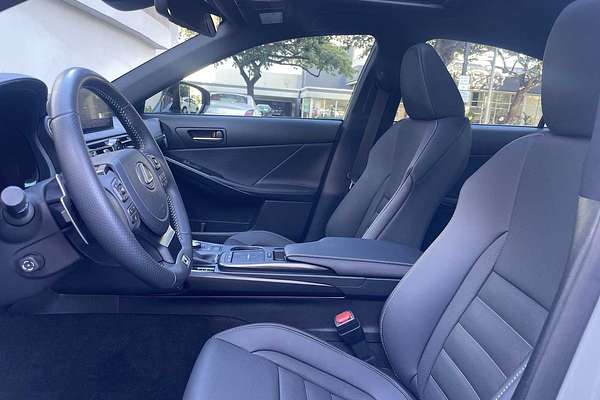 2025 Lexus IS F SPORT Performance