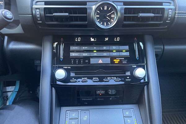 2025 Lexus IS F SPORT Performance