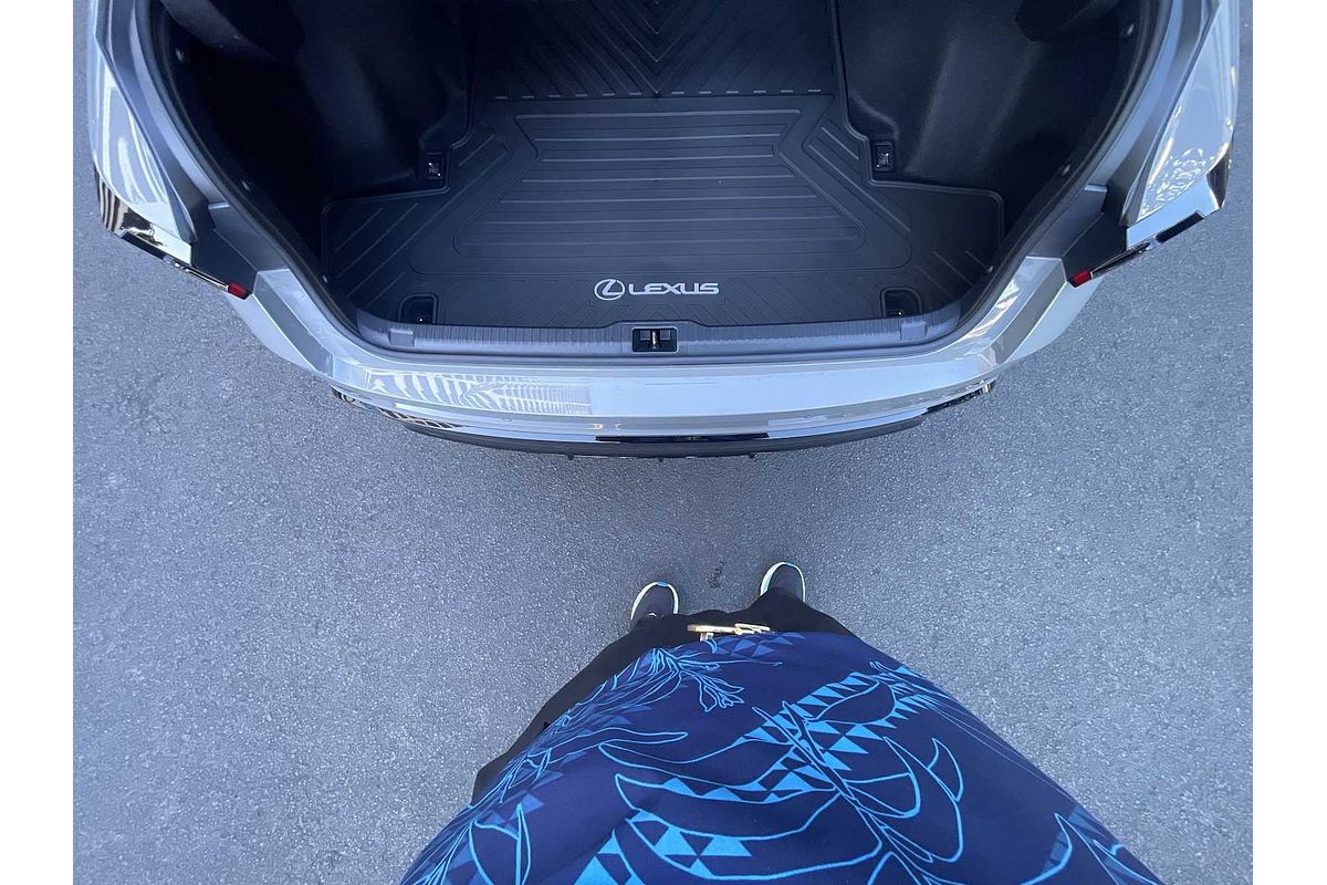 2025 Lexus IS F SPORT Performance