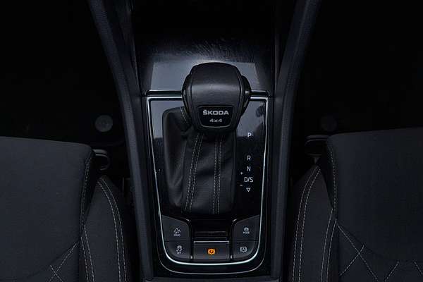 2022 SKODA Karoq 140TSI Sportline NU