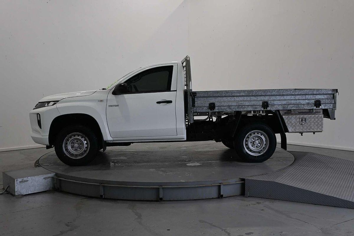 2020 Mitsubishi Triton GLX MR Rear Wheel Drive