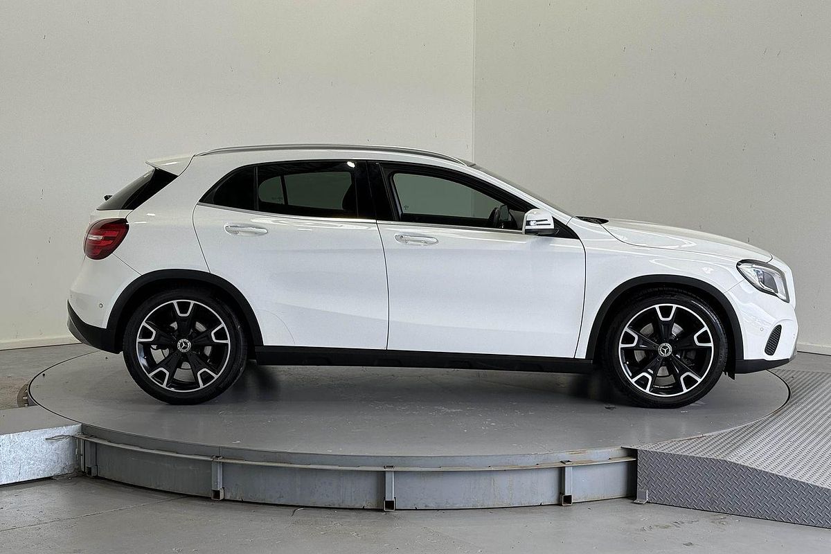 2018 Mercedes-Benz GLA-Class GLA250 X156