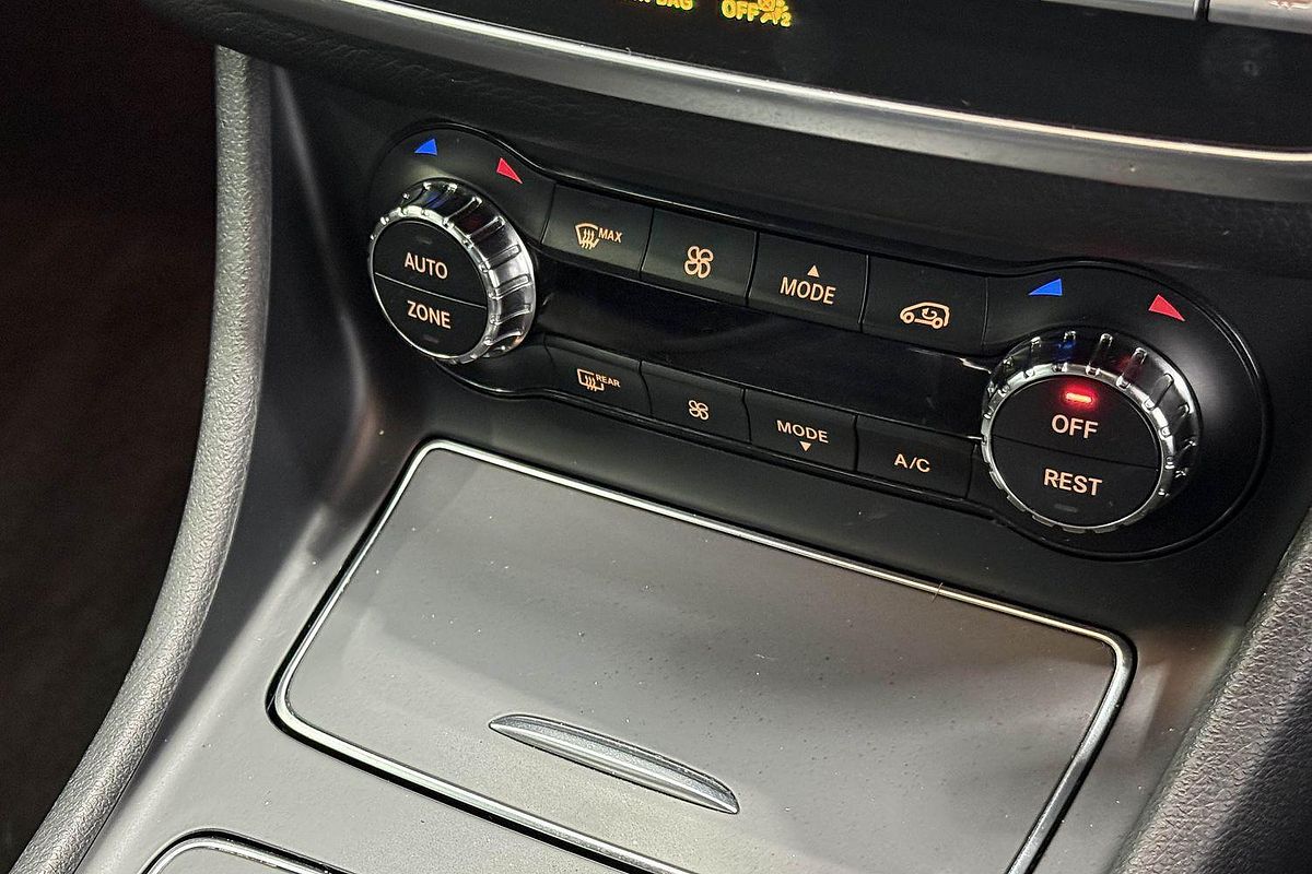 2018 Mercedes-Benz GLA-Class GLA250 X156