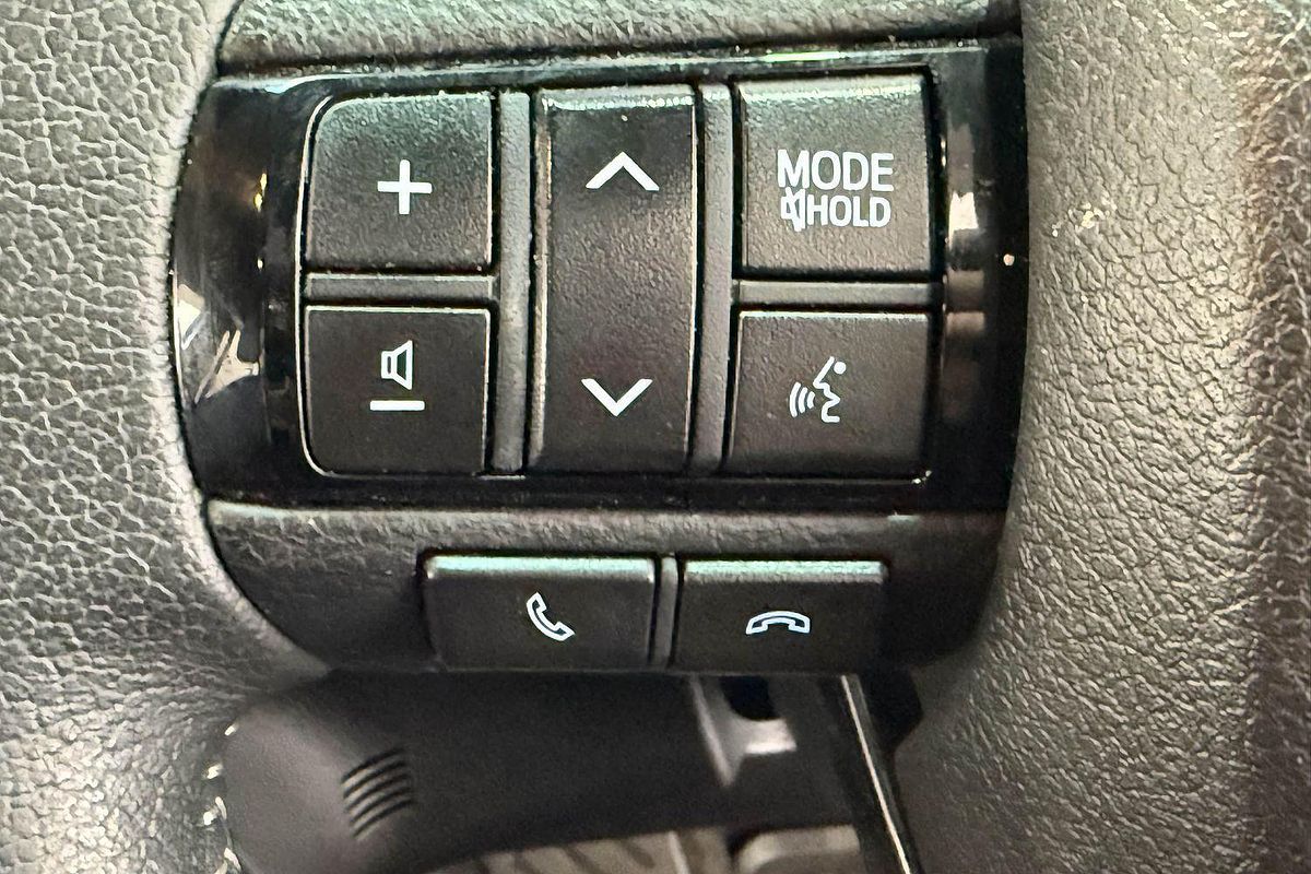 2019 Toyota Hilux Rugged X GUN126R 4X4