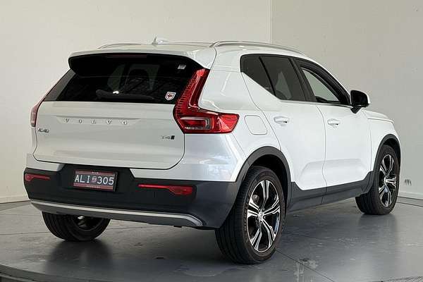 2022 Volvo XC40 T4 Inscription