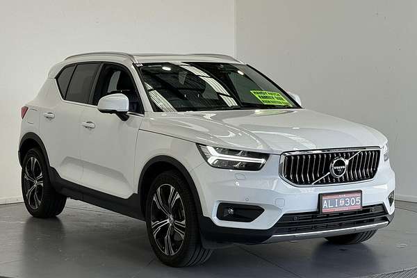 2022 Volvo XC40 T4 Inscription