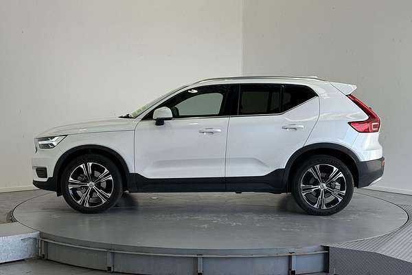 2022 Volvo XC40 T4 Inscription