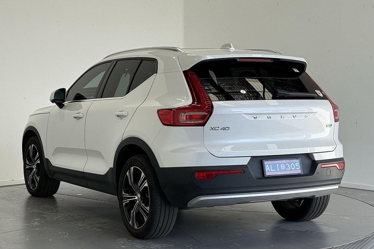 2022 Volvo XC40 T4 Inscription