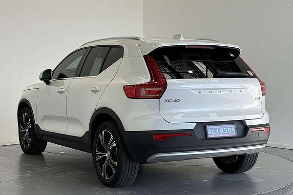 2022 Volvo XC40 T4 Inscription