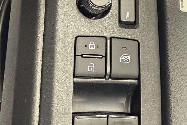 2023 Toyota Hiace GDH300R LWB