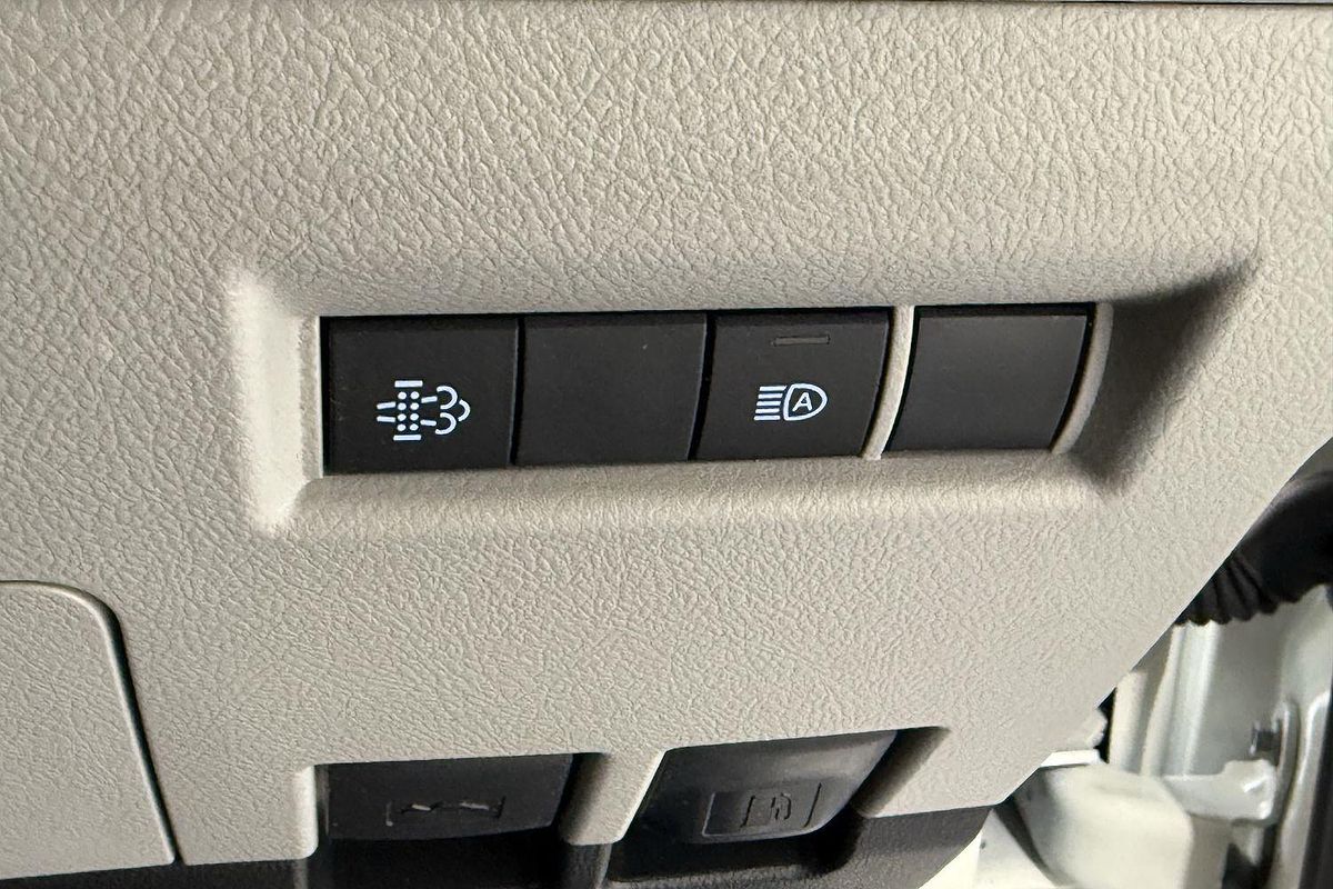 2023 Toyota Hiace GDH300R LWB