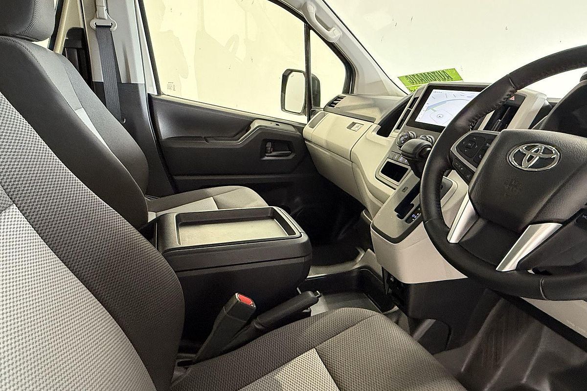 2023 Toyota Hiace GDH300R LWB