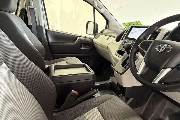 2023 Toyota Hiace GDH300R LWB